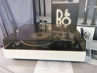 BEOGRAM 1500 TURNTABLE AMPLIFIED VERSION